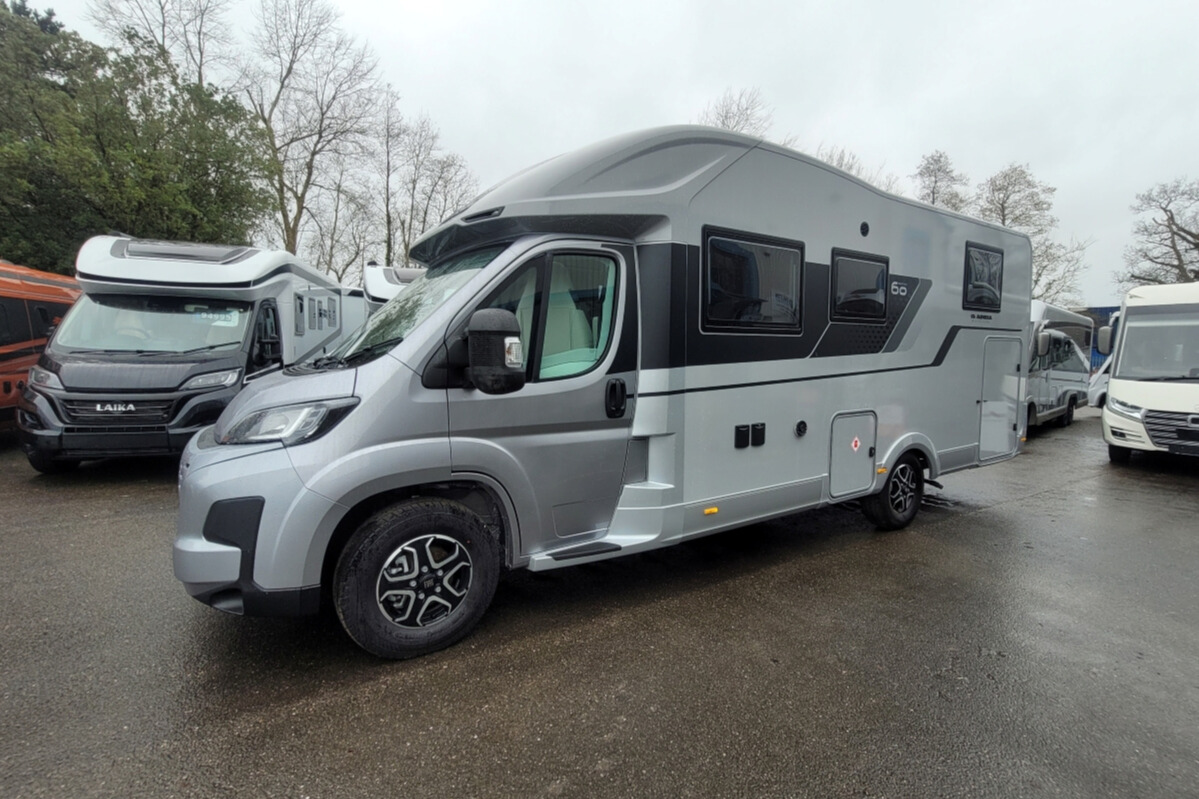7665F2 07 Adria Matrix670SL60thAnniversary SMC32149