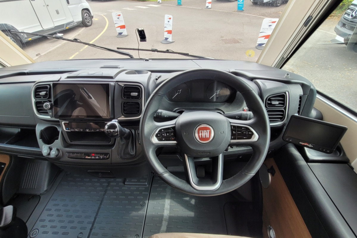 76950A 07 Carthago CompactlineI141LE WA22CVV