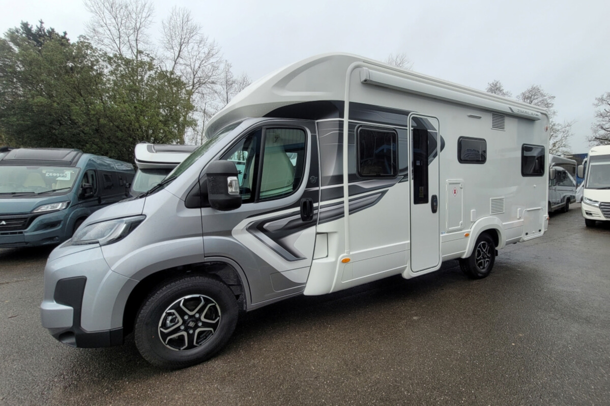 76B0B6 07 Autotrail Imala736 SMC16154