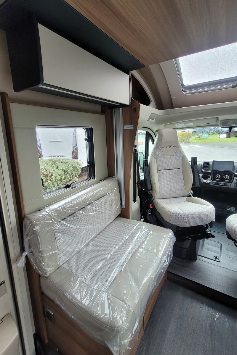 76B0B6 12 Autotrail Imala736 SMC16154