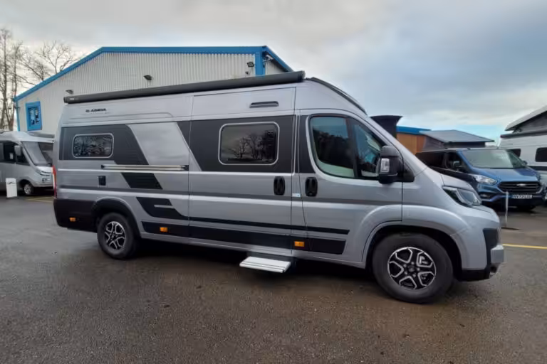 76B38A 02 Adria TwinSupreme640SGX SMC02085