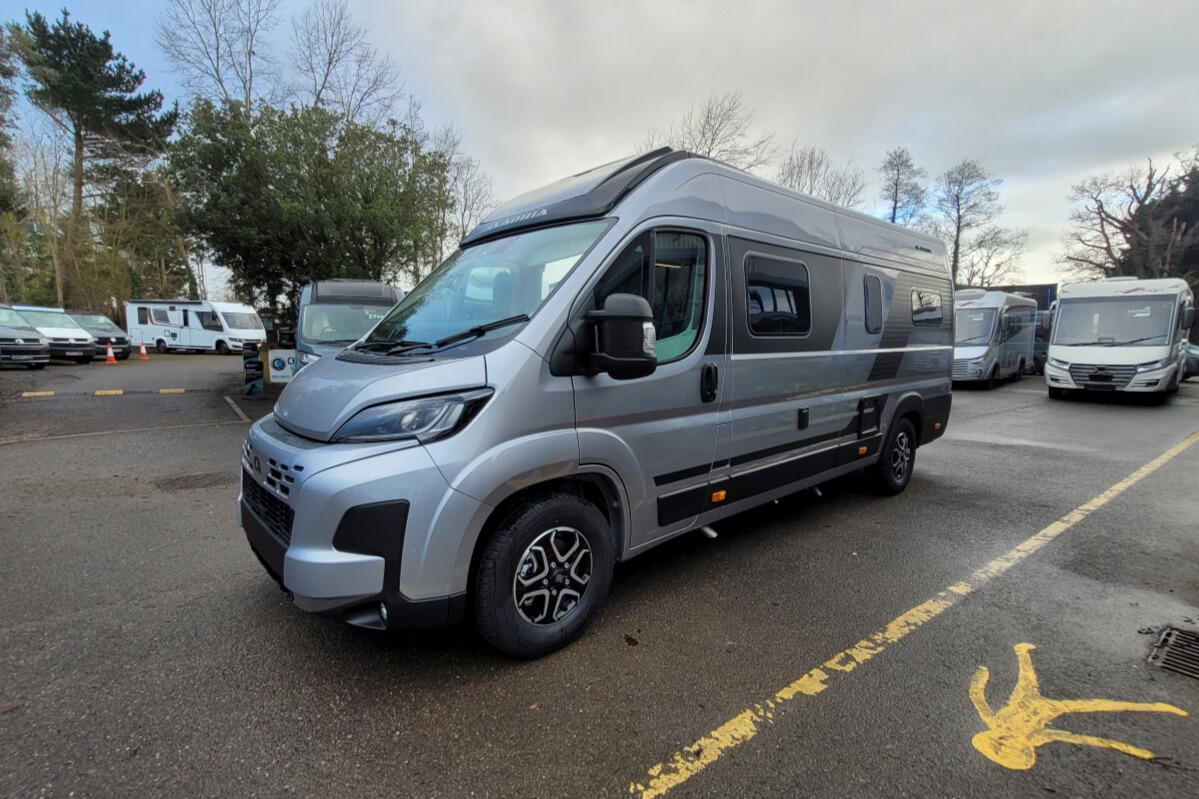 76B38A 07 Adria TwinSupreme640SGX SMC02085