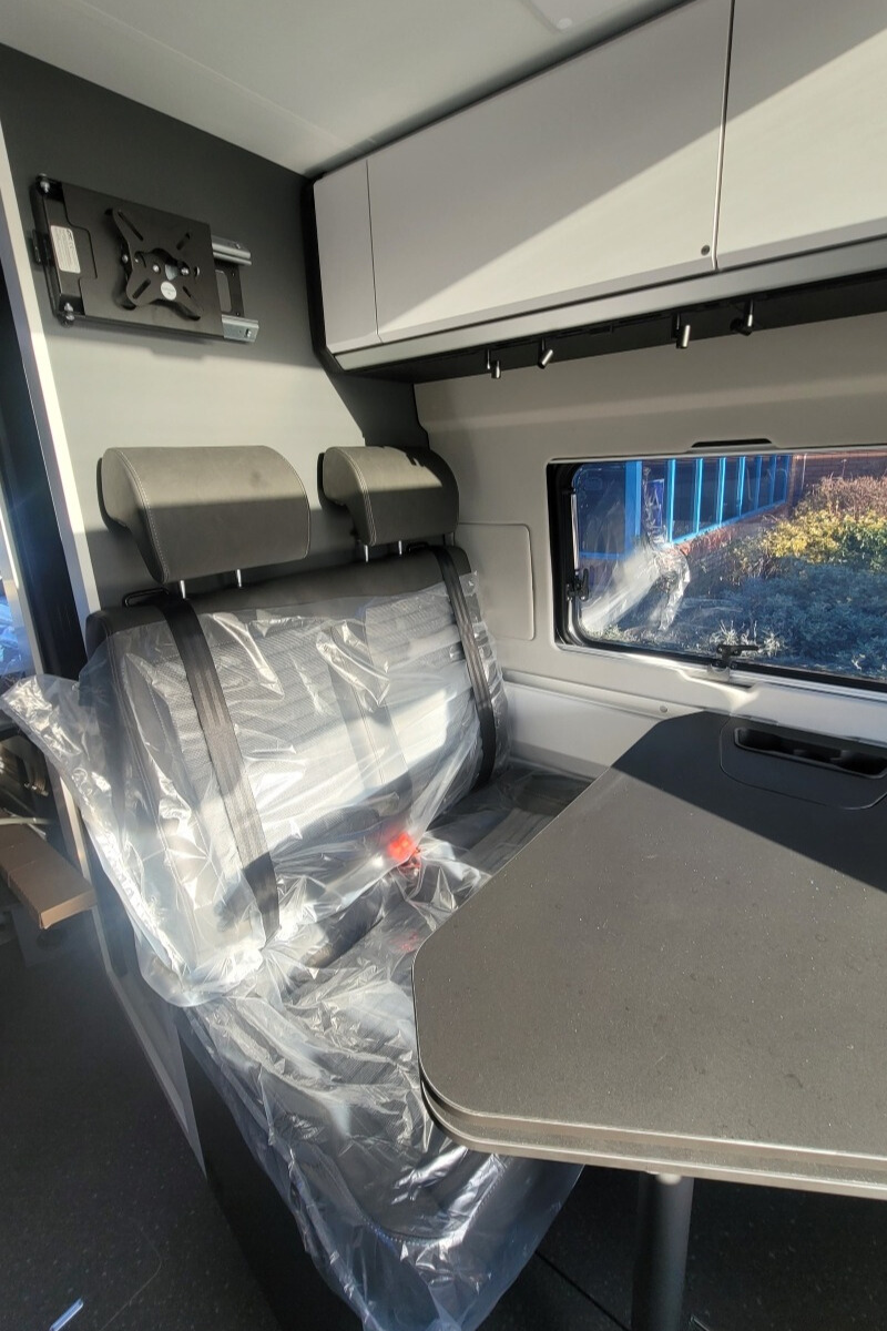 76B39E 13 Adria TwinSports600SPB SMB90188