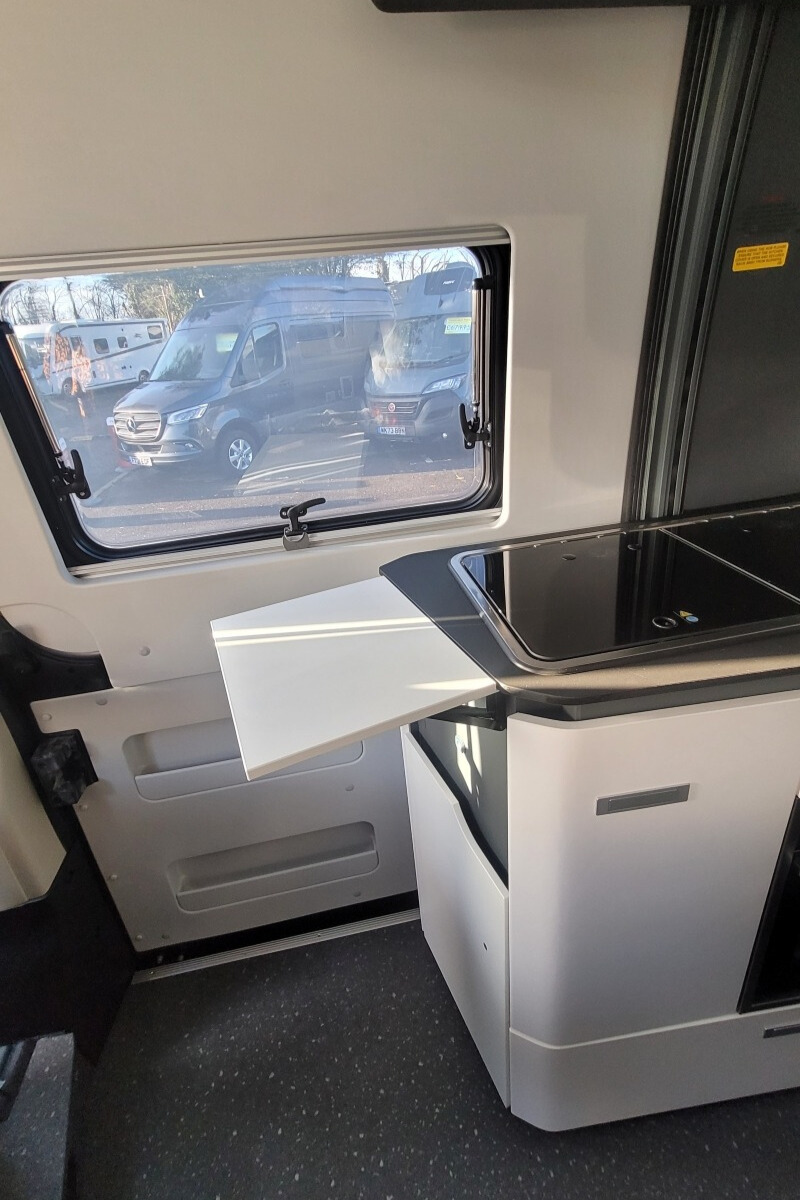 76B39E 19 Adria TwinSports600SPB SMB90188