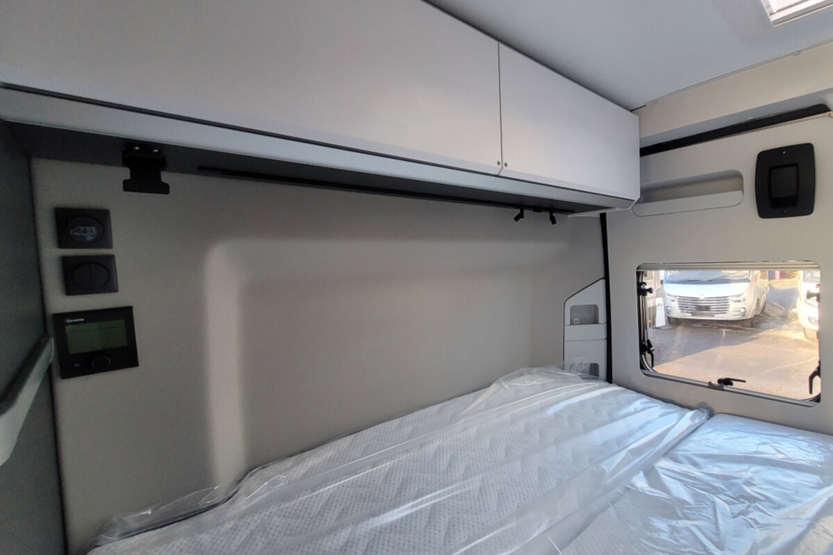 76B39E 26 Adria TwinSports600SPB SMB90188