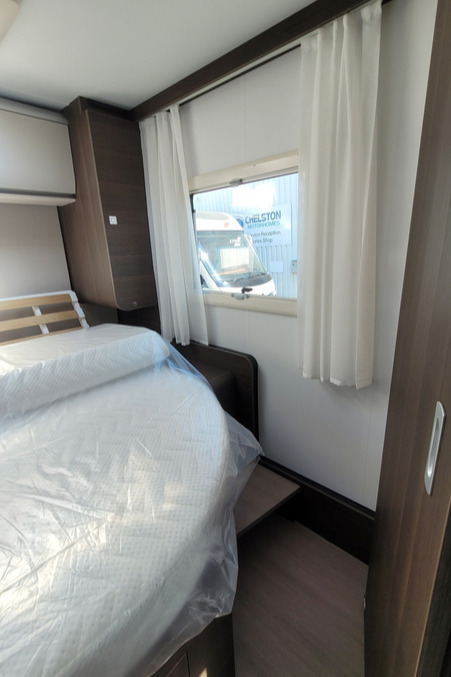 76B3C6 26 Adria MatrixSupreme670DC TMC45365