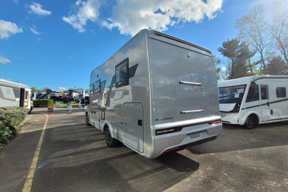 76B3CA 05 Adria CoralSupreme670DC TMC48864