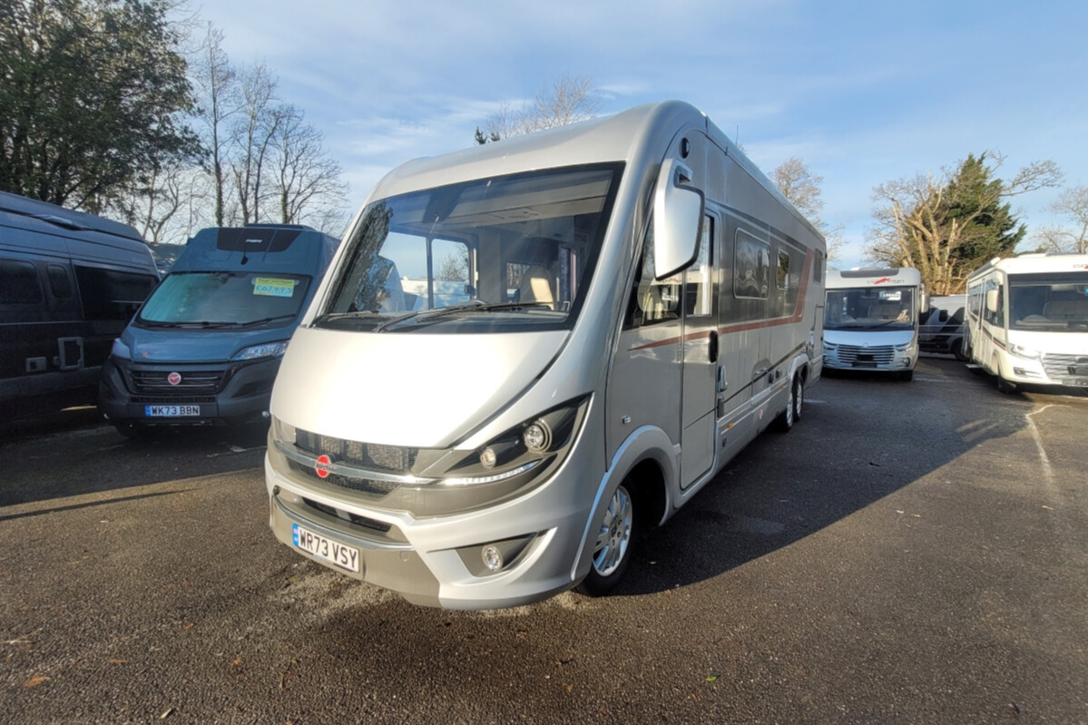 76C336 08 Burstner EleganceI920G WR73VSY