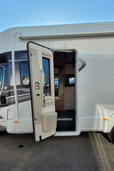 76CD36 06 Autotrail Imala730 SMC19027
