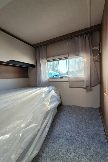 77A526 30 Autotrail Imala736G SMC21447