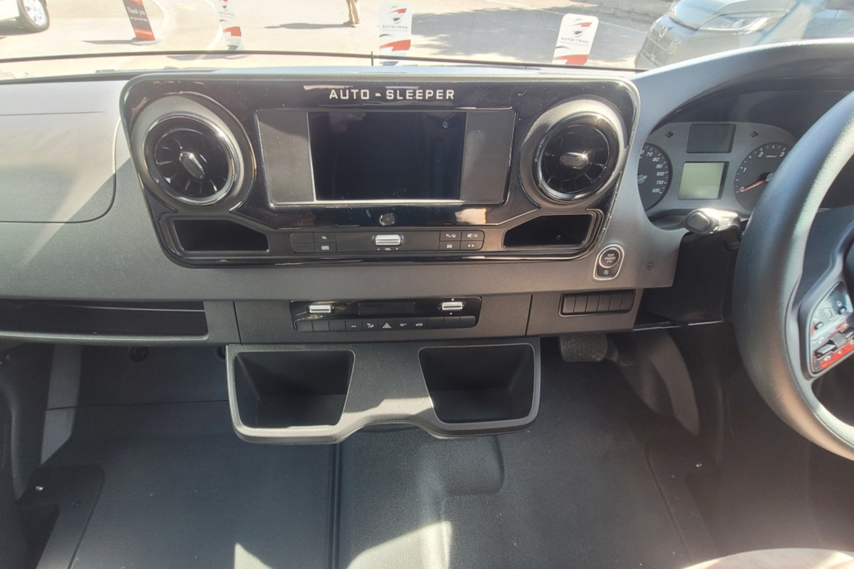 77F4BE 08 Autosleeper BurfordDuo CU23AHD