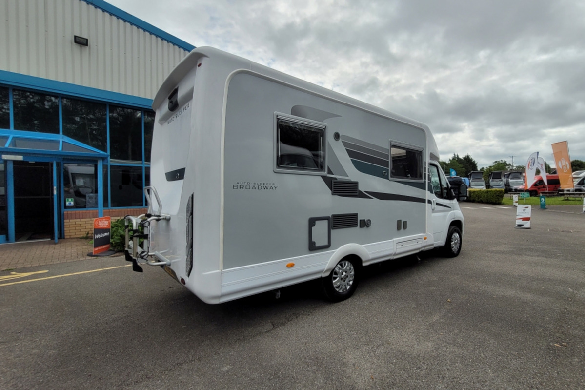 7865DA 03 Autosleeper BroadwayEB FX68ZHF