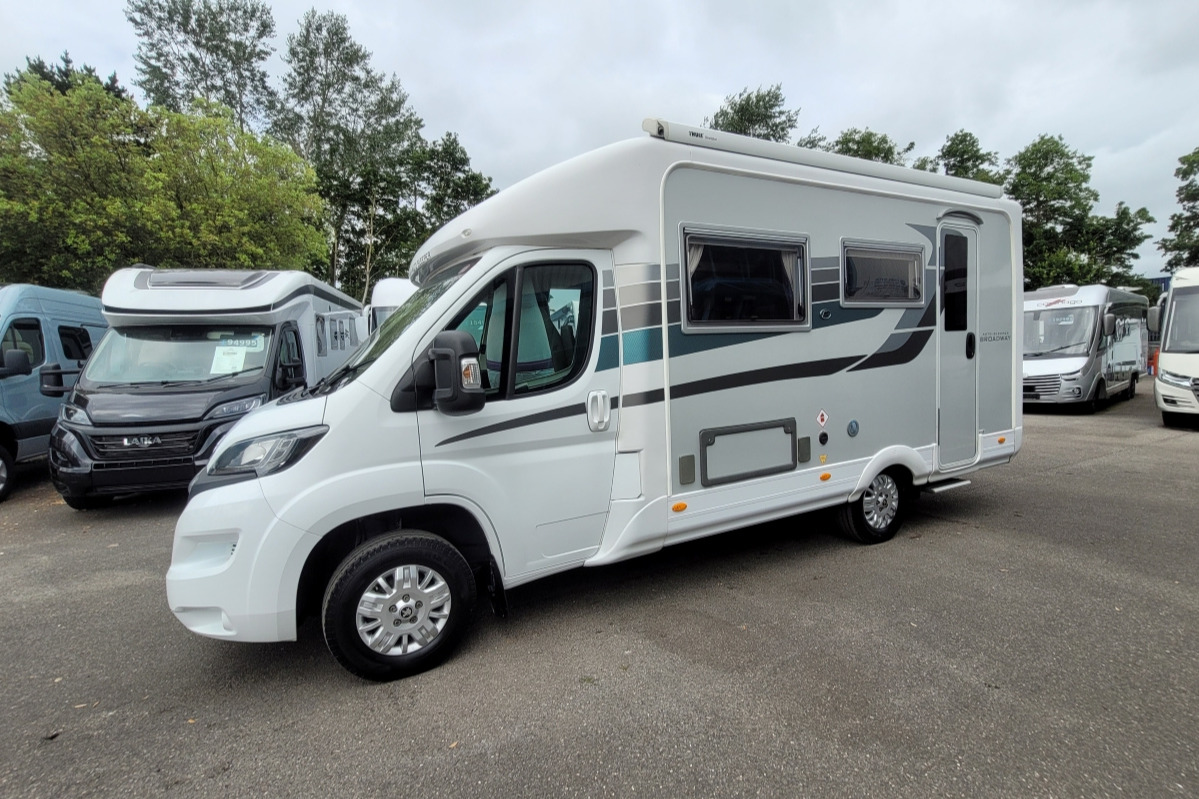 7865DA 06 Autosleeper BroadwayEB FX68ZHF