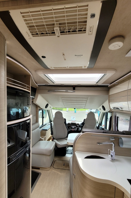 7866B6 14 Mobilvetta KYacht79 NG70VBE