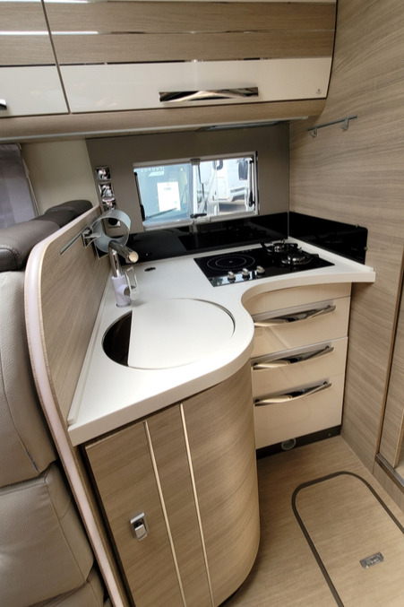 7866B6 15 Mobilvetta KYacht79 NG70VBE