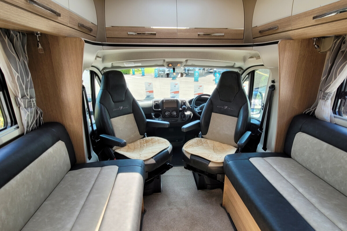 72C7E6 15 Autotrail Delaware WJ24VGM