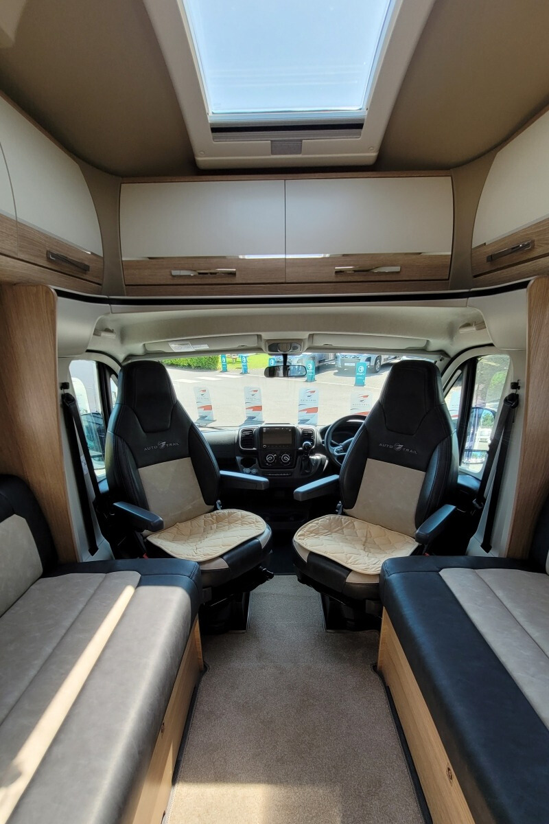 72C7E6 16 Autotrail Delaware WJ24VGM
