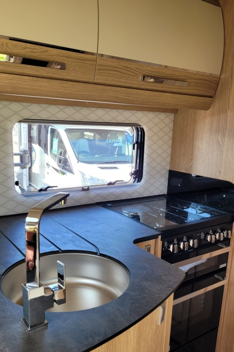 72C7E6 22 Autotrail Delaware WJ24VGM