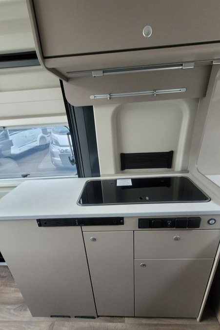 75C7FA 20 Carado CV600 ProPlus TMC45182