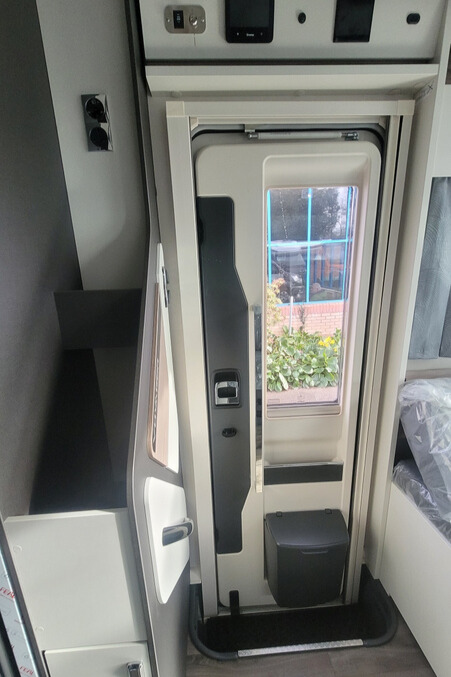 75D3DE 16 Swift Voyager540 RDSC43666