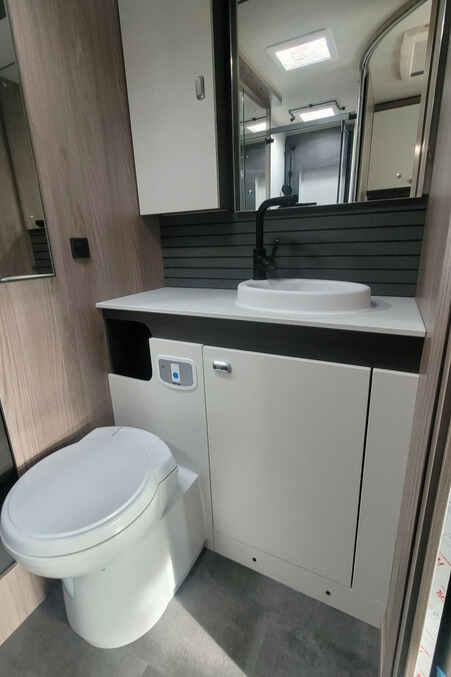 75D3DE 26 Swift Voyager540 RDSC43666
