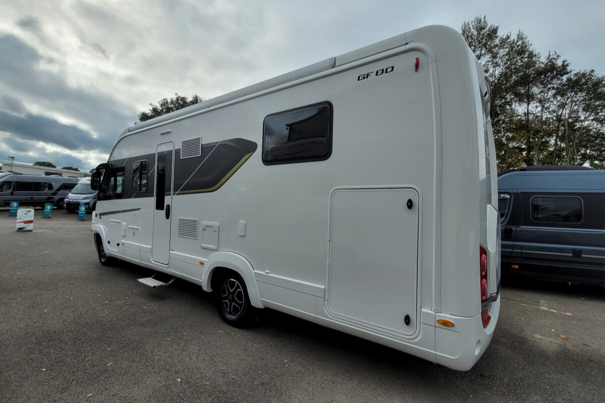 75EAEE 05 Autotrail GF80 DU24UCW
