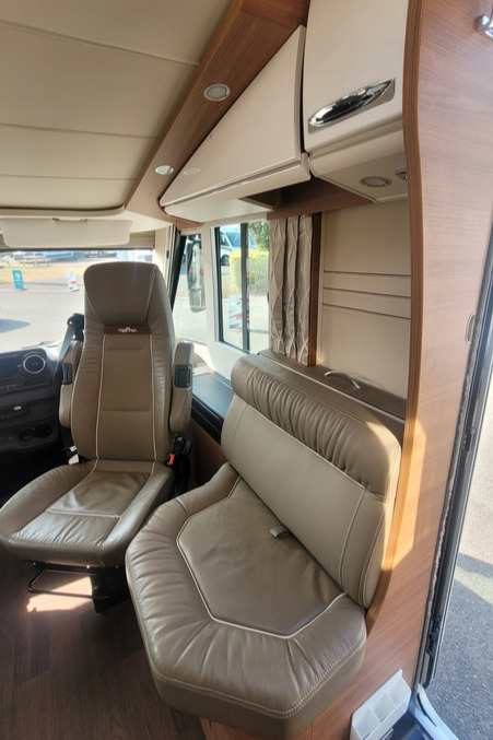 768406 09 Carthago Chic C Line I5.0QBL ET22MKK