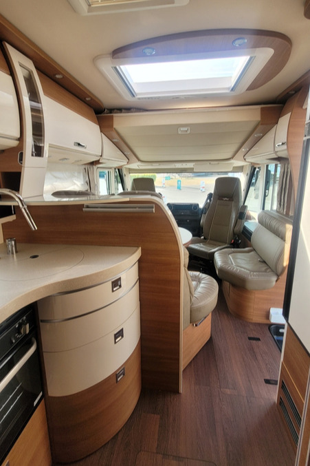 768406 13 Carthago Chic C Line I5.0QBL ET22MKK