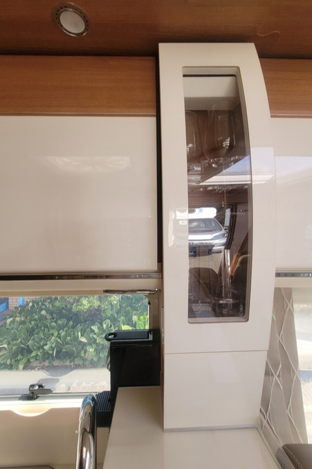 768406 19 Carthago Chic C Line I5.0QBL ET22MKK