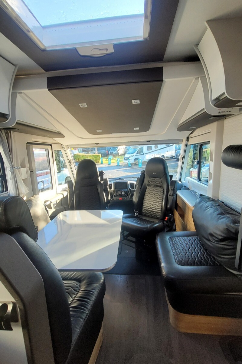 7684DE 15 Adria SonicSupreme710SL WJ71ZHG