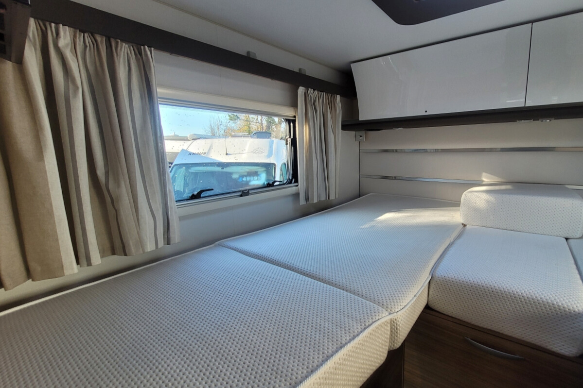 7684DE 28 Adria SonicSupreme710SL WJ71ZHG