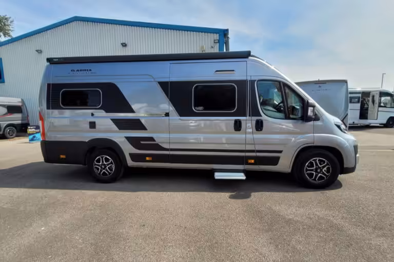7701F6 03 Adria TwinSupreme 640SGX TMD11749