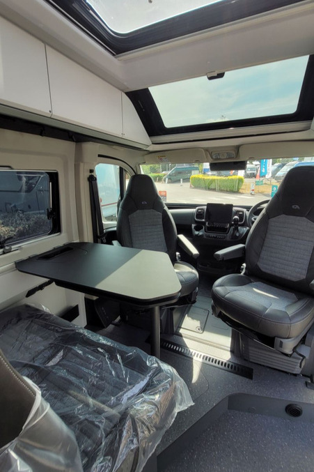 7701F6 18 Adria TwinSupreme 640SGX TMD11749