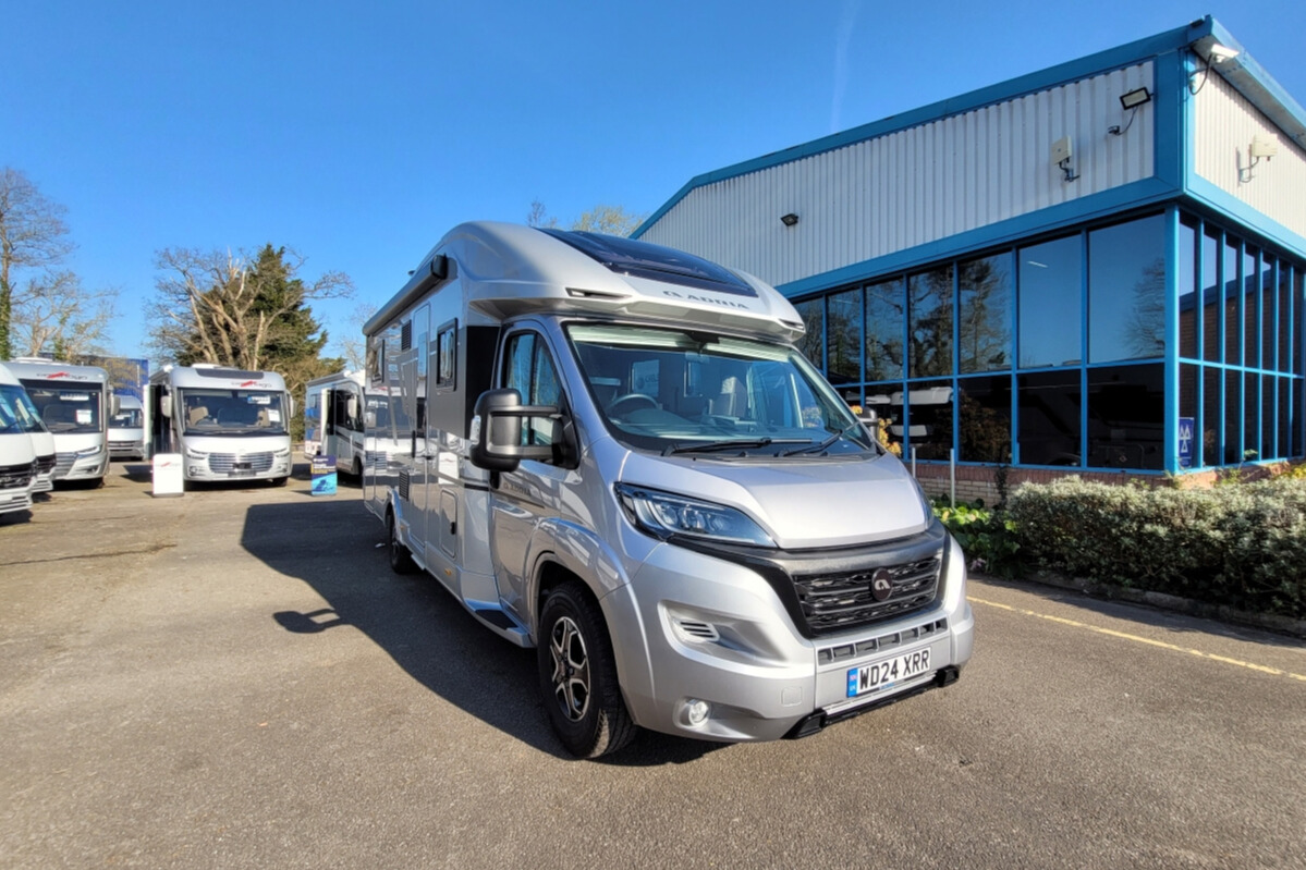 776B5A 01 Adria MatrixSupreme670DL WD24XRR