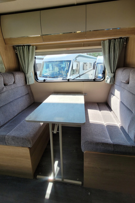 77B71E 10 Autotrail Imala736GHiLine WJ23XNH