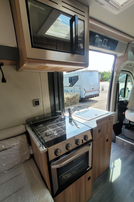77EA3A 16 Autotrail V Line 610SE TG038851