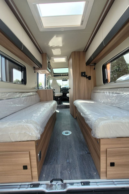 77EA3A 25 Autotrail V Line 610SE TG038851