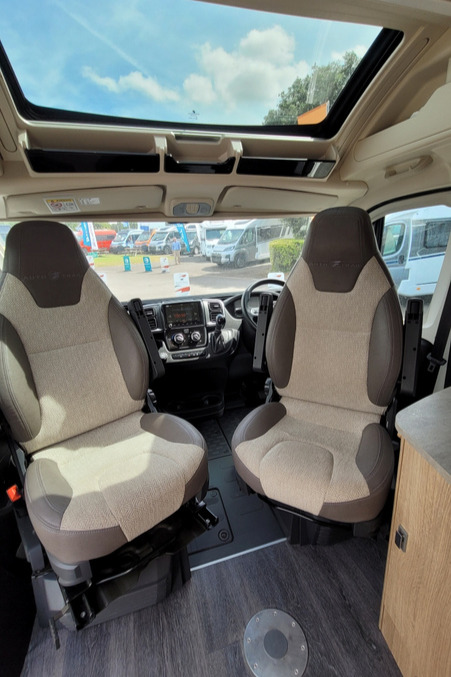 78367A 07 Autotrail V Line 635Sport WL24ASV