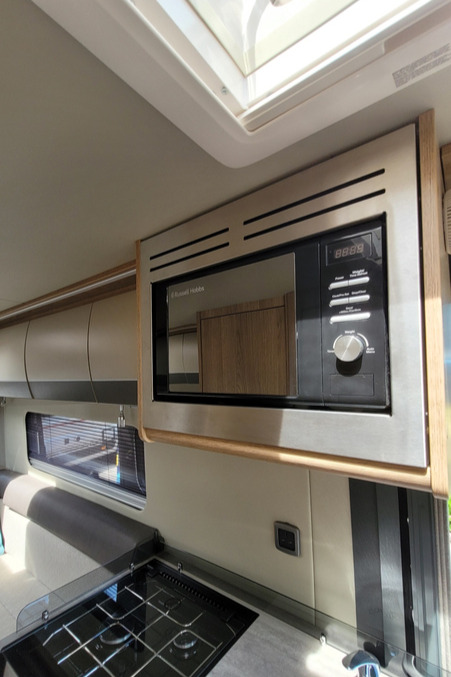 78367A 12 Autotrail V Line 635Sport WL24ASV