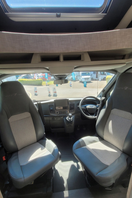 78556E 07 Autotrail F68 FN74XRO