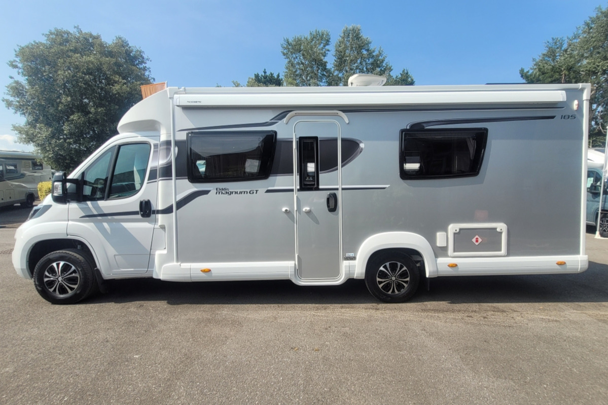 786652 05 Elddis Magnum185 VU74WOR