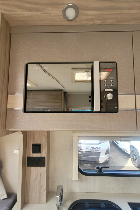 786652 22 Elddis Magnum185 VU74WOR