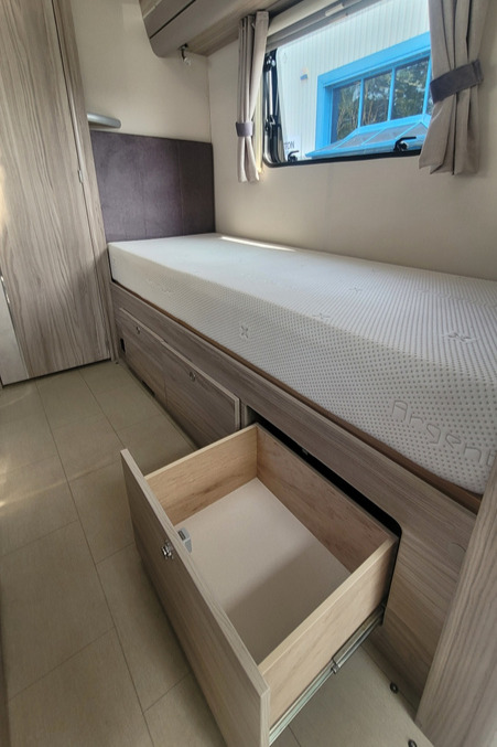 786652 26 Elddis Magnum185 VU74WOR