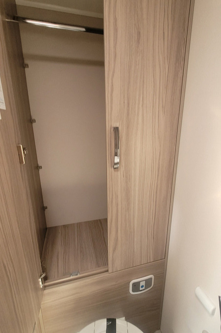 786652 30 Elddis Magnum185 VU74WOR