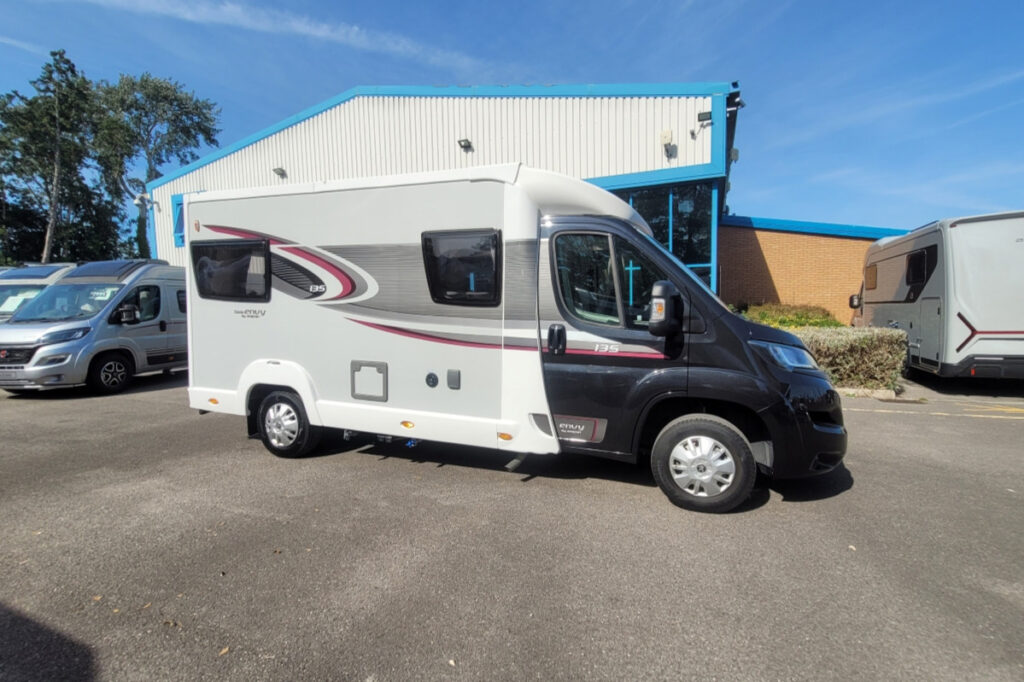7872B6 02 Elddis Envy135 HX68BBF