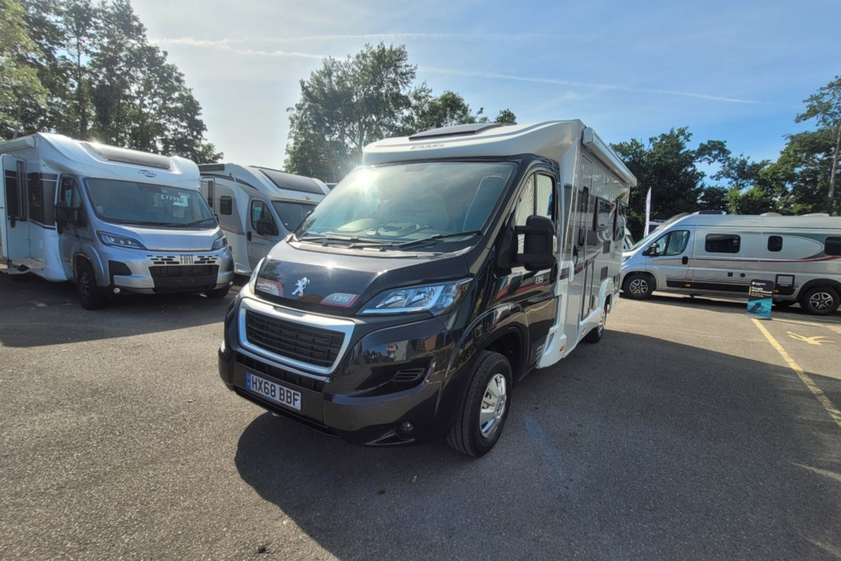 7872B6 06 Elddis Envy135 HX68BBF