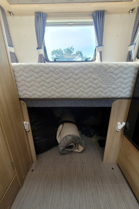 7872B6 22 Elddis Envy135 HX68BBF