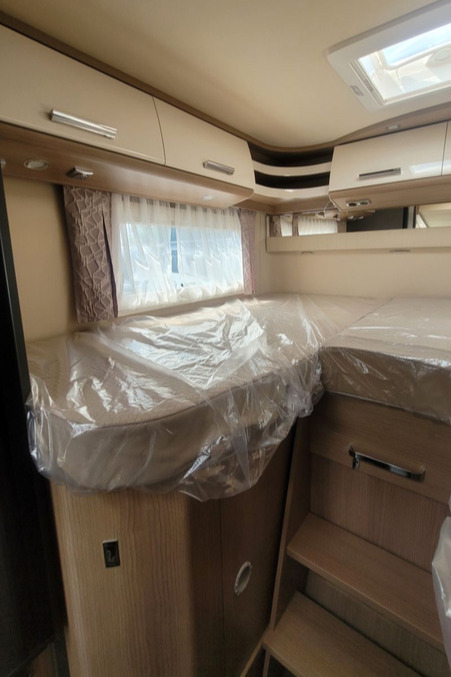 788766 23 Carthago C2 Tourer I141KBLE TN365478