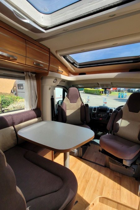 788FAE 09 Hymer Exsis T474 WX66AXM