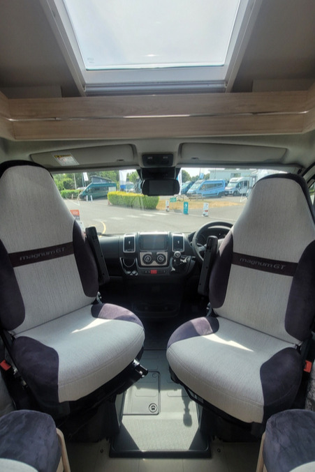 78A5C6 12 Elddis Autoquest 155 MagnumGT VN25CFP
